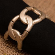 Load image into Gallery viewer, Bold Linked Bracelet (Adjustable)